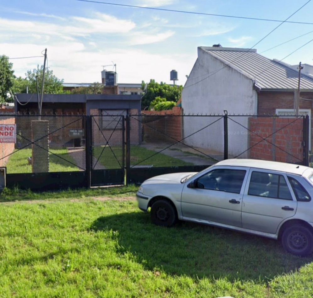 CASA CON TERRENO