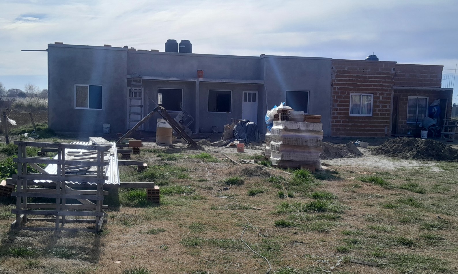 4 U.F. TIPO CHALET A LA VENTA
