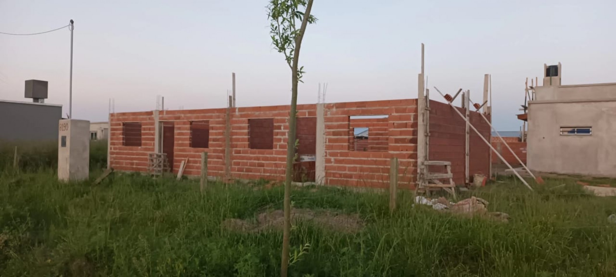 3 CHALET DE POZO