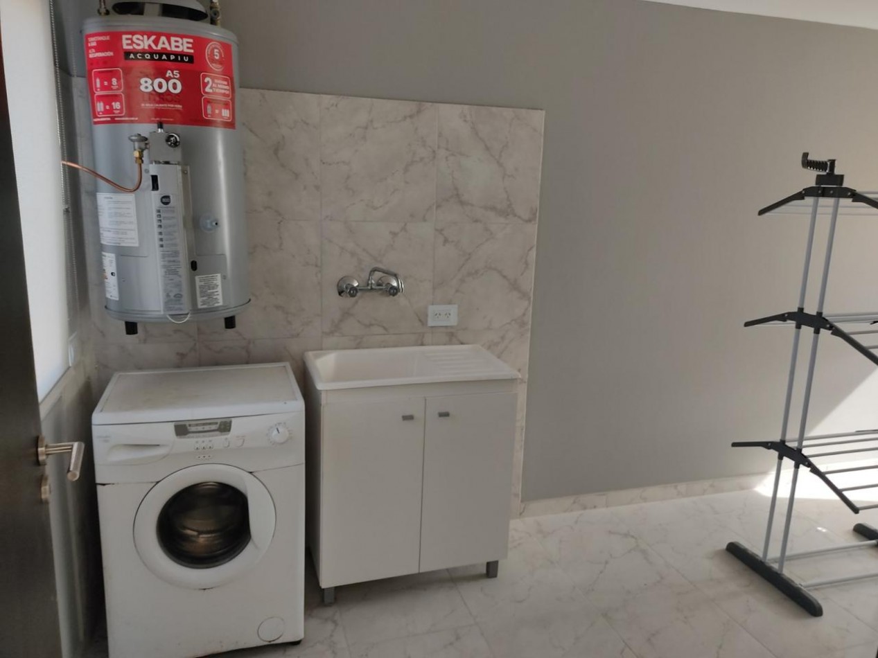 ALQUILER TEMPORAL CASA EN PRIMER PISO 