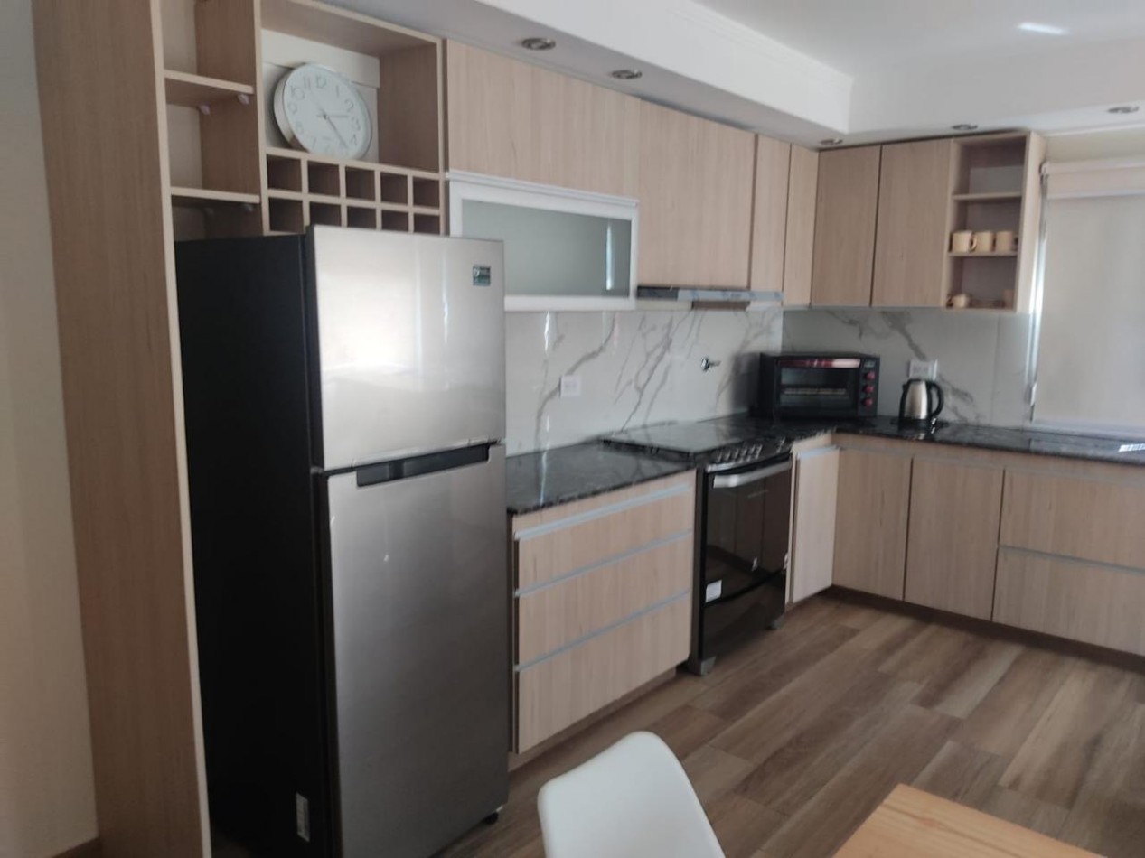 ALQUILER TEMPORAL CASA EN PRIMER PISO 