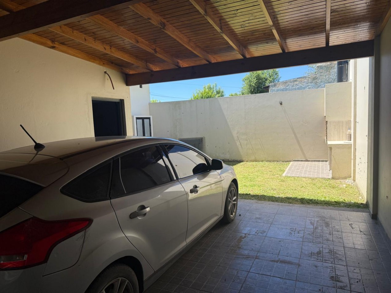 ALQUILER TEMPORAL CASA EN PRIMER PISO 