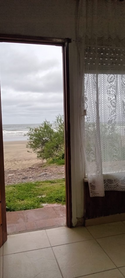 SE ALQUILA DPTO 2 AMBIENTES PARA 6 PERSONAS FRENTE AL MAR