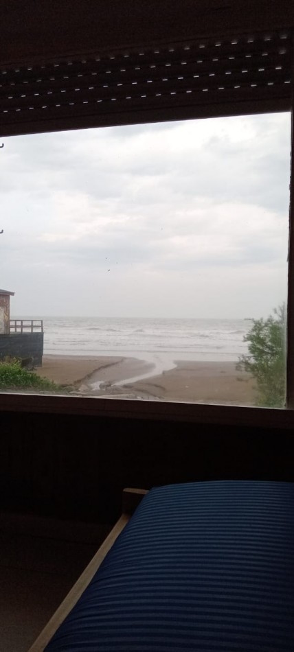 SE ALQUILA DPTO 2 AMBIENTES PARA 6 PERSONAS FRENTE AL MAR