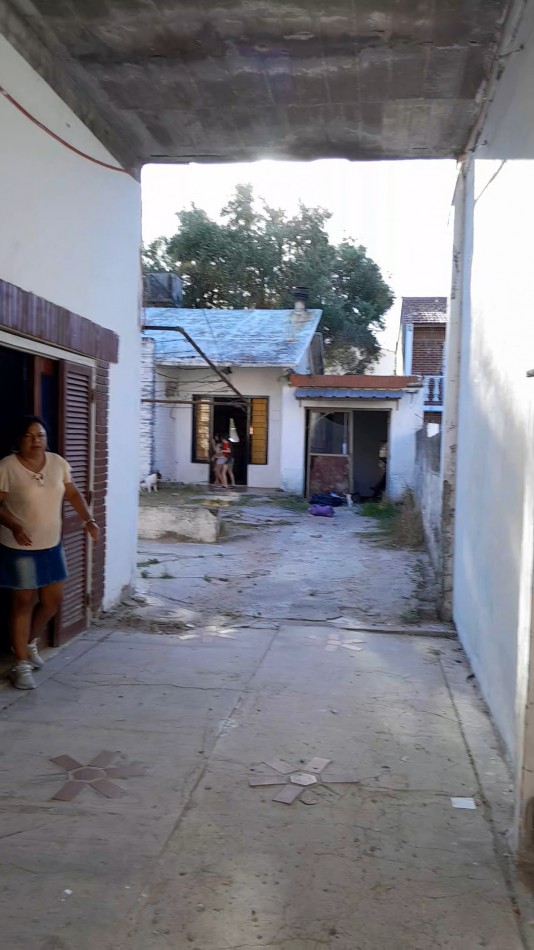 Inversion Ideal en Santa Teresita: Local Comercial y Vivienda - Se Venden Juntos o Separados