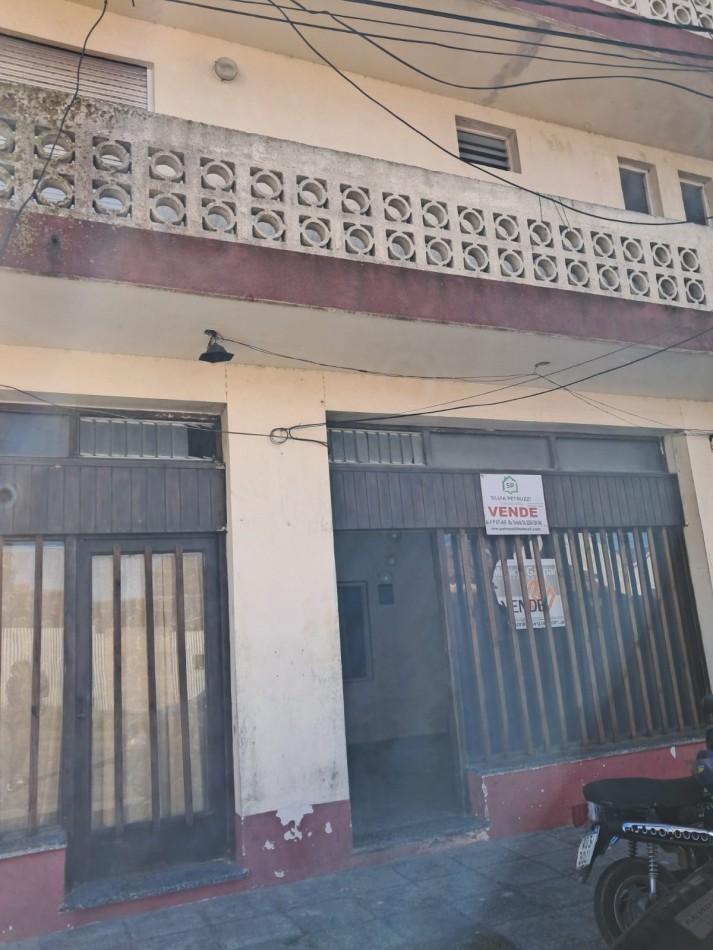 Gran oportunidad de Inversion! Venta de Local + Departamento 