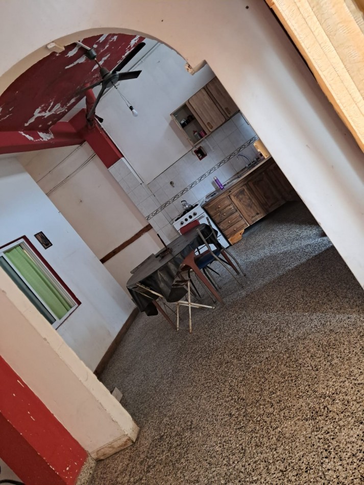 Gran oportunidad de Inversion! Venta de Local + Departamento 
