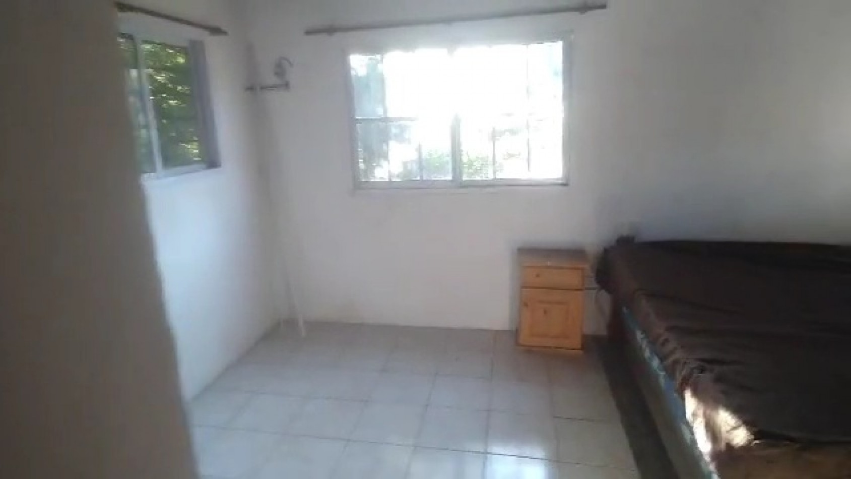 VENTA CASA DE 3 AMBIENTES MAS DEPTO 2 AMBIENTES EN LOTE DE 414m2