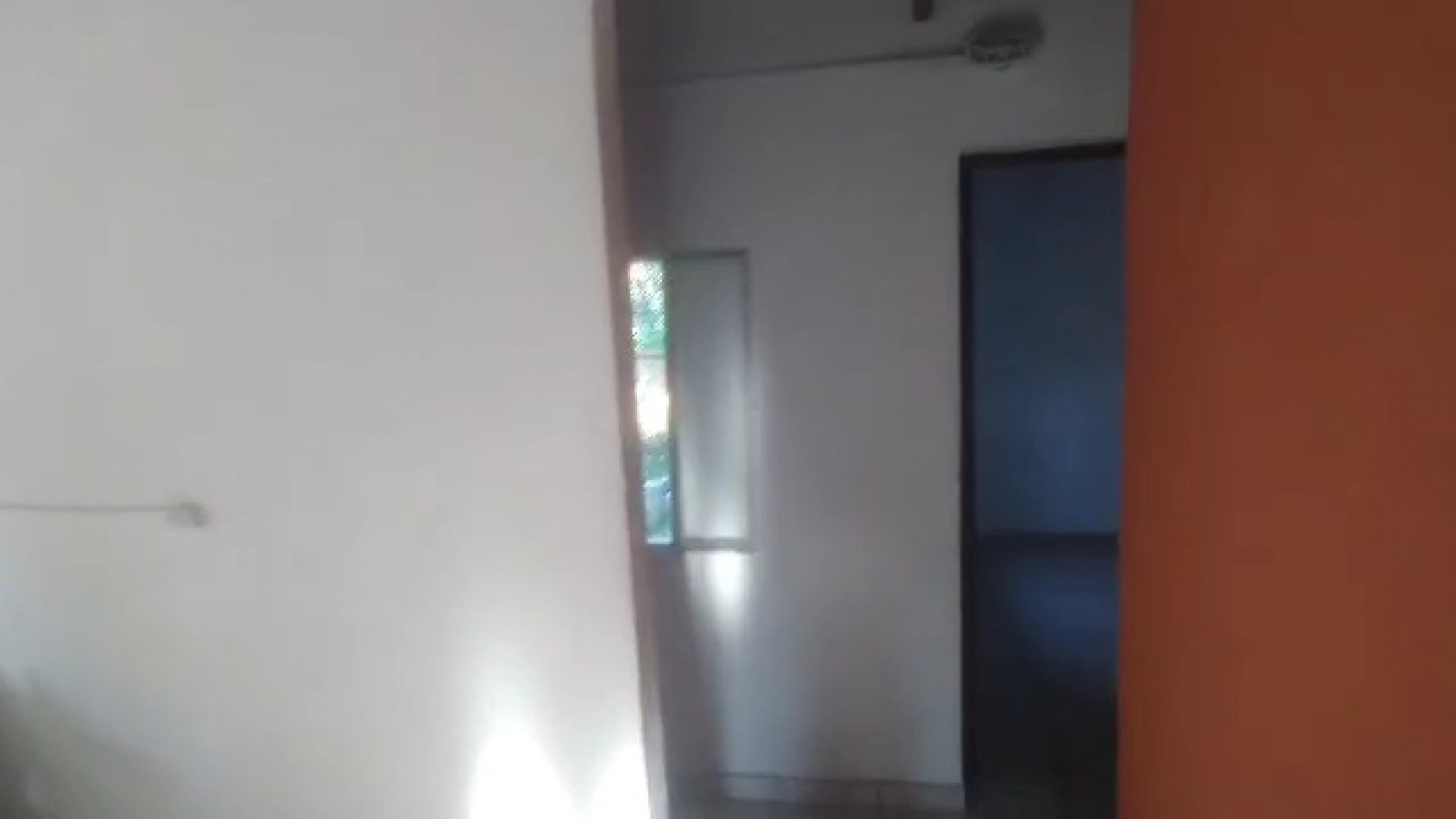 VENTA CASA DE 3 AMBIENTES MAS DEPTO 2 AMBIENTES EN LOTE DE 414m2