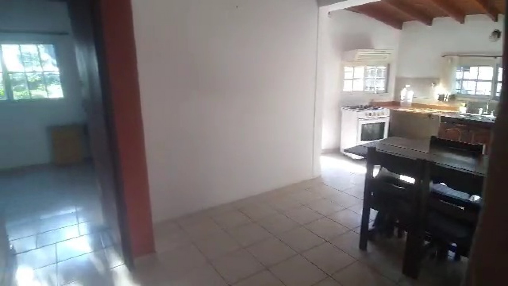 VENTA CASA DE 3 AMBIENTES MAS DEPTO 2 AMBIENTES EN LOTE DE 414m2