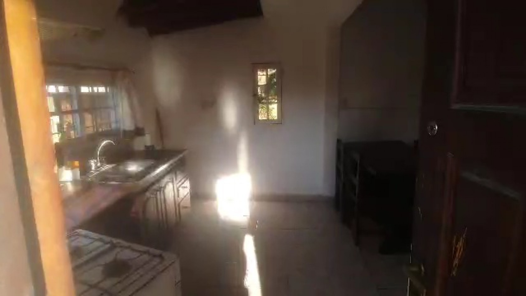 VENTA CASA DE 3 AMBIENTES MAS DEPTO 2 AMBIENTES EN LOTE DE 414m2