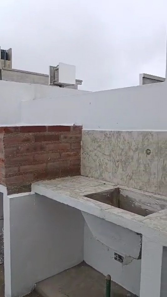 VENTA UF EN PH EN MAR DEL TUYU - EXCELENTE UBICACION, CALLE 82 Y 14 BIS
