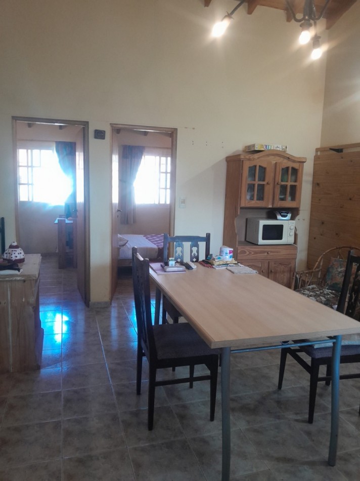 DEPTO EN PRIMER PISO C/ AMPLIO GARAGE