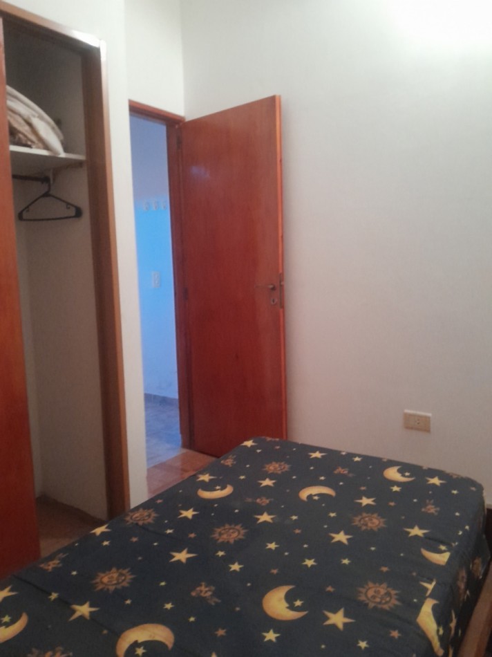 VENTA CHALETS 3 AMBIENTES AL FONDO, CON PATIO AMPLIO