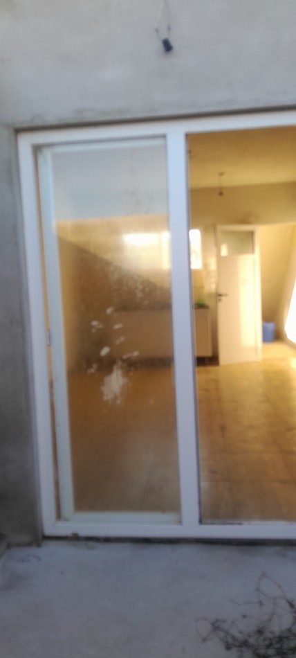 A Estrenar!!  Dpto 2 Ambientes en Zona Comercial.Con Patio, Parrilla, y Cochera - Ideal Turismo-.