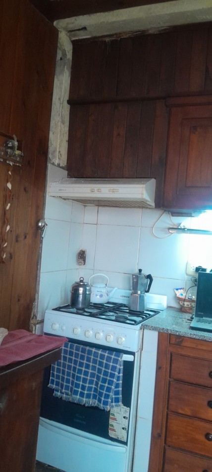 RESIDENCIA DE ESTILO CLASICO DISTRIBUIDA EN 2 PLANTAS